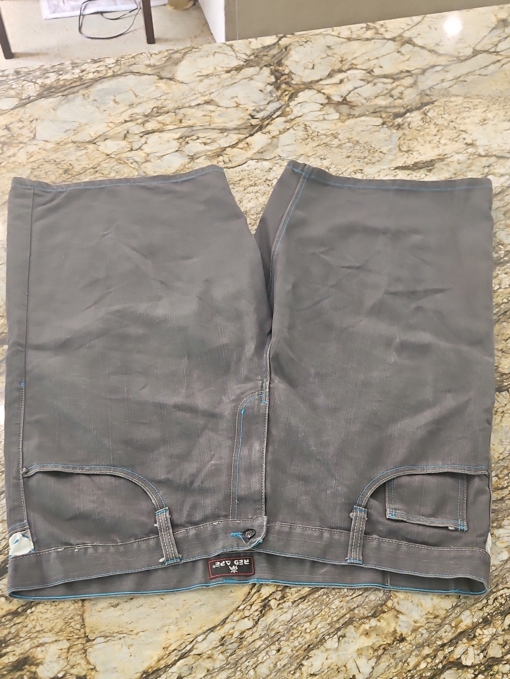 RED APE Men's Y2K Gray/Camo JYNCO Style Skater Shorts. Size 46